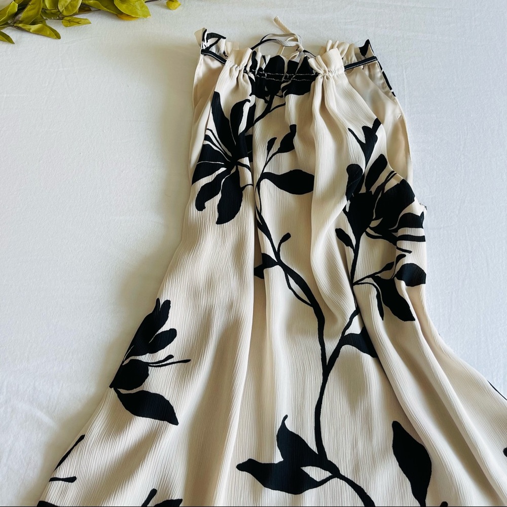 H&M Floral Tank - Picture 2 of 5